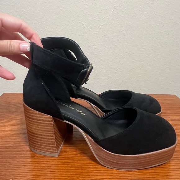 House of Harlow 1960 Block Suede Black Platform Heels Size 7 - Picture 1 of 7